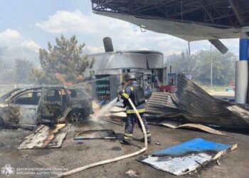 Російська армія вдарила по Дніпропетровщині: троє загиблих, пошкоджена АЗС