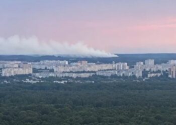 У РФ дрони атакували завод Свердлова: з’явилися кадри наслідків