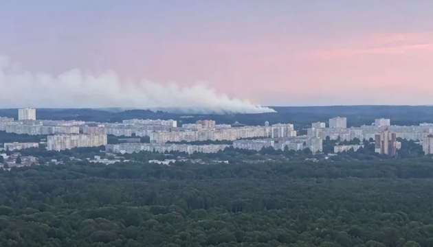 У РФ дрони атакували завод Свердлова: зявилися кадри наслідків 1 У РФ дрони атакували завод Свердлова: з’явилися кадри наслідків
