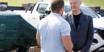 Порошенко передав комплекси “Ай-Петрі” 33-й штурмовій бригаді