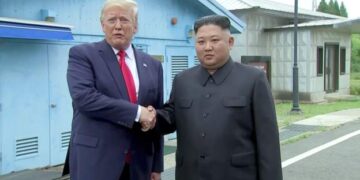 Не хоче псувати відносини з Кім Чен Ином: Трамп наказав скоротити військові навчання США та Південної Кореї