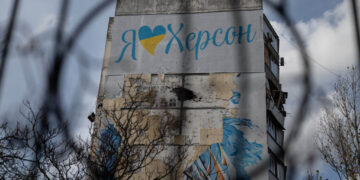 Херсон готується до важкої зими: жителів закликали евакуюватися
