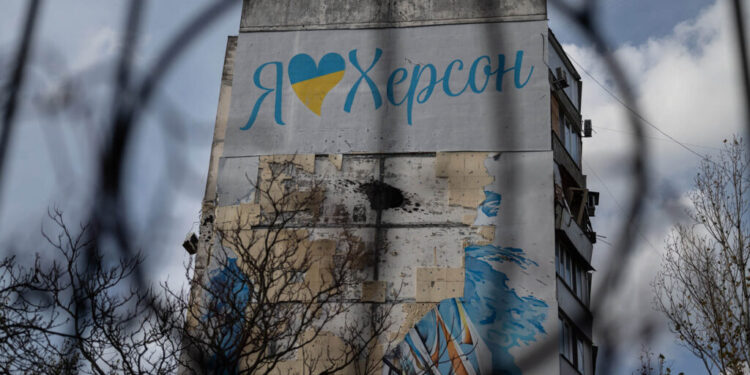 Херсон готується до важкої зими: жителів закликали евакуюватися 1 Херсон готується до важкої зими: жителів закликали евакуюватися