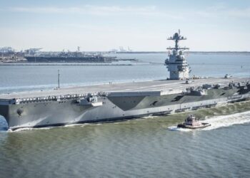 Нова забаганка Трампа: у США планують витратити мільярди доларів на зміну конструкції авіаносців