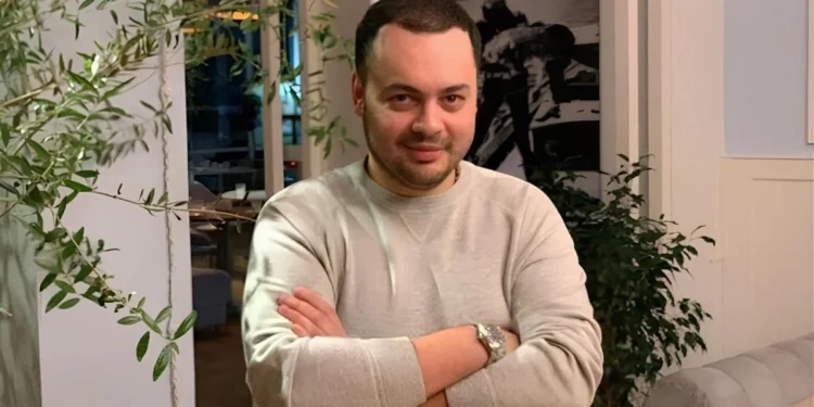 Укрзалізниця підняла вантажні тарифи на 30 відсотків: наслідки оцінив Сєяр Куршутов 1 Укрзалізниця підвищила вантажні тарифи на 30 відсотків: Сєяр Куршутов оцінив наслідки для бізнесу.