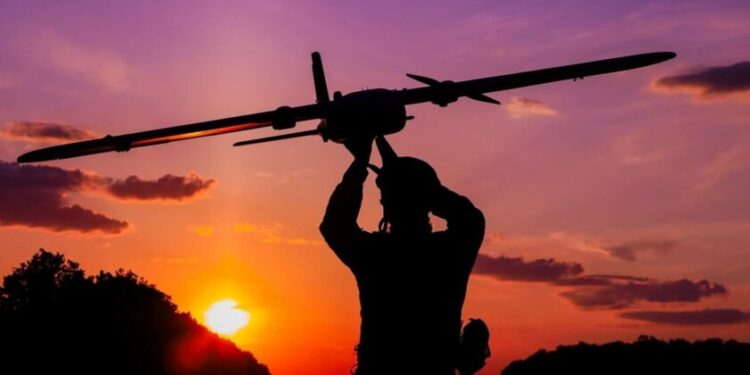 Винищувачі Су-33, МіГ-29 та комплекси ППО: Сили безпілотних систем уразили 14 цілей у Росії та Криму 1 Винищувачі Су-33, МіГ-29 та комплекси ППО: Сили безпілотних систем уразили 14 цілей у Росії та Криму