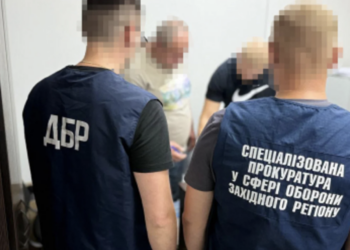 На Прикарпатті офіцер ТЦК у стані спяніння побив підлеглого: військовому знадобилася операція 5 На Прикарпатті офіцер ТЦК у стані сп’яніння побив підлеглого: військовому знадобилася операція
