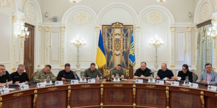 Після санкцій проти Порошенка склад РНБО майже повністю змінився