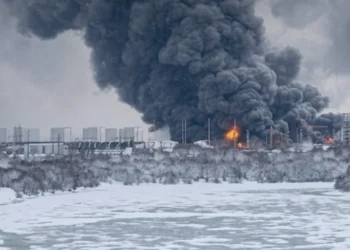 “Зігріємось вогнем російських НПЗ”: ЗСУ відповіли на погрози Кремля