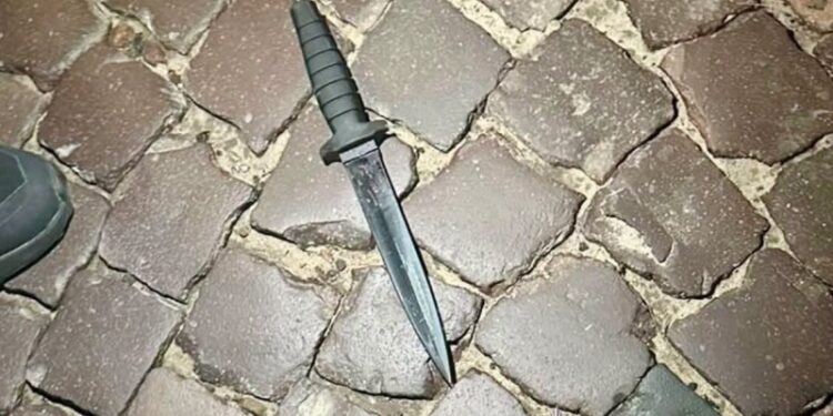 У Львові чоловік під час перевірки документів зарізав військового ТЦК: нападника затримали