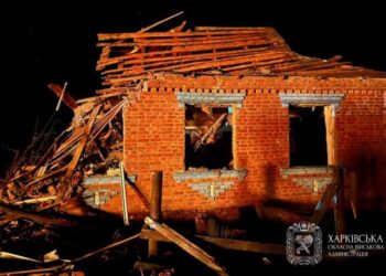 Російські БпЛА вдарили по житловому сектору на Харківщині: є загиблі