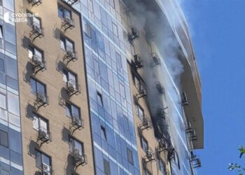 Росіяни обстріляли житлові квартали в Одесі – є постраждалі