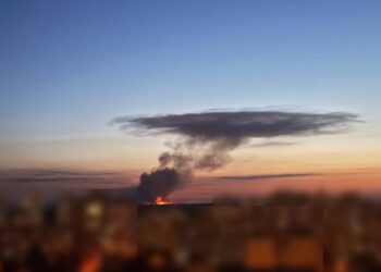 Під Києвом стався потужний вибух: біля Житомирської траси спалахнула пожежа 3 Під Києвом стався потужний вибух: біля Житомирської траси спалахнула пожежа
