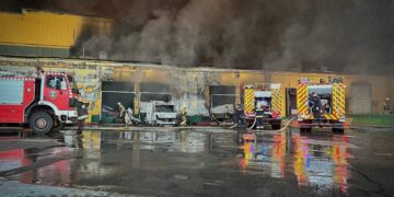 Росіяни атакували склад “Розетки” на Київщині: є загиблий і поранені