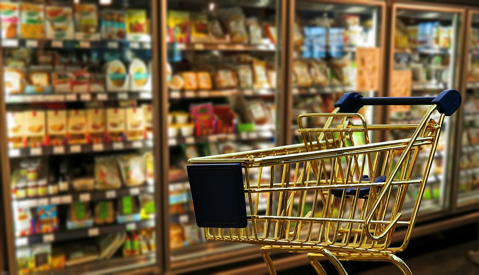 В супермаркетах АТБ обмежили продаж популярних продуктів: які діють ліміти 6 В супермаркетах “АТБ” обмежили продаж популярних продуктів: які діють ліміти
