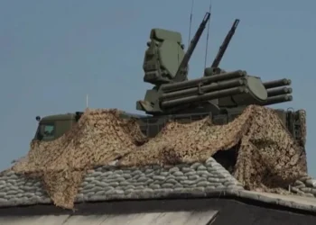 Розвідка уразила “Панцирь-С1” та військовий кран росіян у Криму