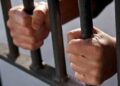 Ексочільнику окупаційного СІЗО в Донецьку оголосили підозру у жорстокому поводженні з цивільними 16 Ексочільнику окупаційного СІЗО в Донецьку оголосили підозру у жорстокому поводженні з цивільними