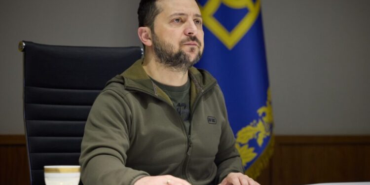 Зеленський провів нараду з міністром оборони та головнокомандувачем ЗСУ: ключові тези 1 Зеленський провів нараду з міністром оборони та головнокомандувачем ЗСУ: ключові тези