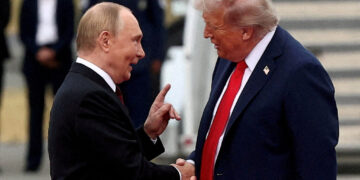 Трамп і Путін провели годинну телефонну розмову: деталі