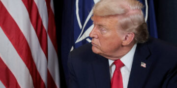 На тлі візитів Віткоффа та Кушнера: Трамп проведе телефонні переговори з Путіним та Зеленським