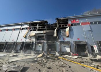 Армія РФ вдарила по терміналу “Нової пошти” в Одесі