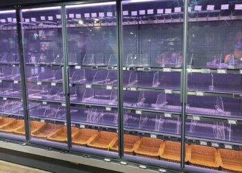 Удари РФ по складах спричинили перебої з товарами в Києві: бізнес прогнозує зростання цін
