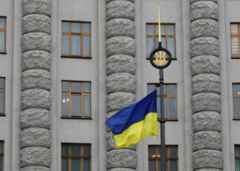 Адріан Каратницький: єдиний вихід з кризи управління – створення уряду національної єдності