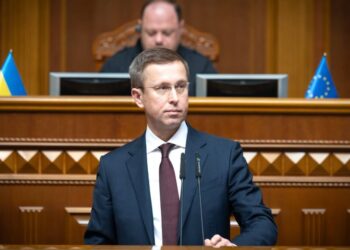 Жорстка економія заради оборони: уряд шукає 70 мільярдів гривень