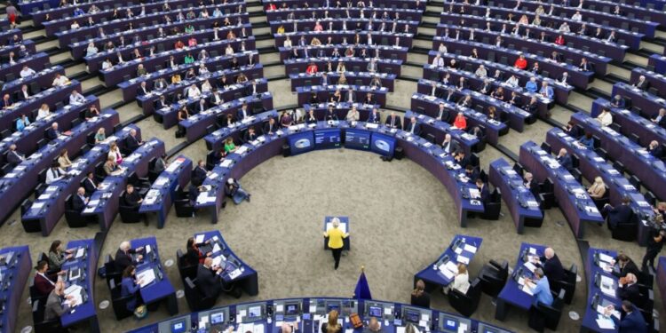 Польща зреагувала на плани Єврокомісії спрямувати мільярди євро на оборону України 1 Польща зреагувала на плани Єврокомісії спрямувати мільярди євро на оборону України