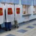 Росія почала дострокові “вибори” на окупованій Донеччині: до жителів їздять озброєні силовики
