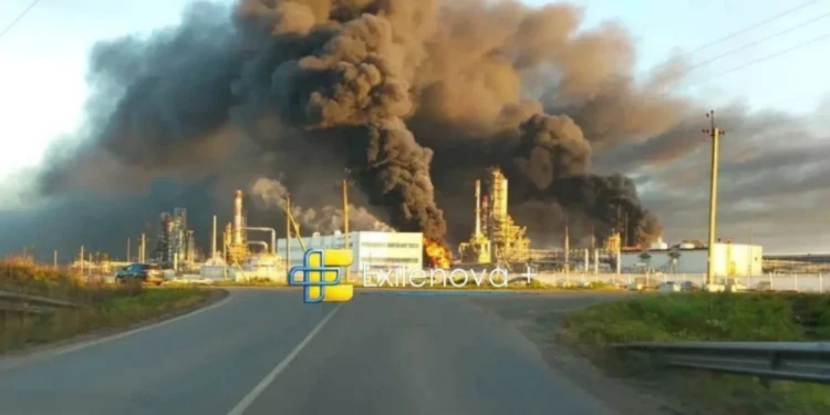 Дрони атакували два важливі підприємства РФ: вибухи пролунали в Ульяновську та Пермі 1 Дрони атакували два важливі підприємства РФ: вибухи пролунали в Ульяновську та Пермі