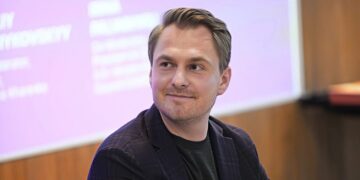 Ексгенпрокурор Кравченко досі не повернувся на роботу після відрядження: що відомо