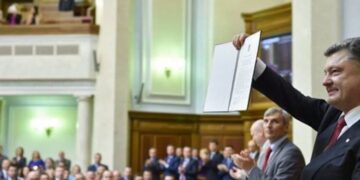 Порошенко: 12 років тому Рада і Європарламент синхронно ратифікували Угоду про асоціацію