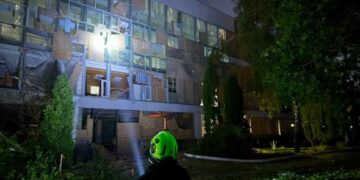 Російський удар пошкодив спорткомплекс КНУ імені Шевченка у Києві