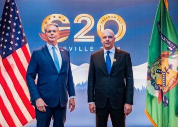 Росія повернулася на зустріч G20: Трамп пояснив запрошення Сілуанова