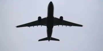 Зеленський заявив про готовність аеропортів України приймати літаки з делегаціями США