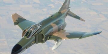 У Греції під час авіашоу розбився винищувач F-4 Phantom