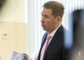 Адвокат Новіков: після призначення Дашутіна головою КАС ми побачили нову тактику зриву судових засідань