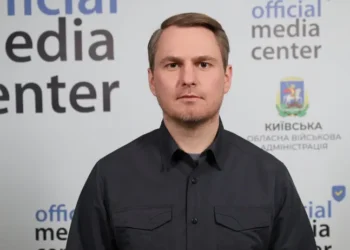 Зеленський підписав указ про відсторонення Кравченка
