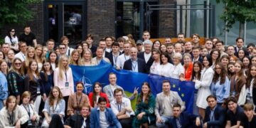 250 молодих лідерів із України та Європи зібралися на International Political Camp 2026