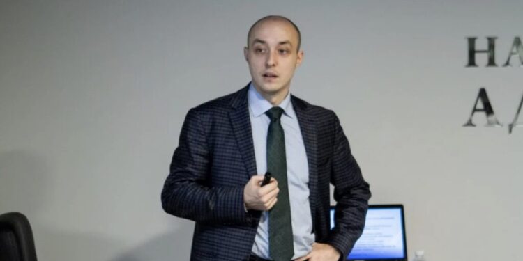 Україна відреагувала на зняття санкцій ЄС з Усманова та Фрідмана