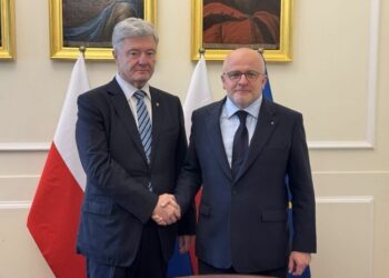 “Для дипломатії потрібна сила”: Порошенко у Польщі закликав тиснути на Росію