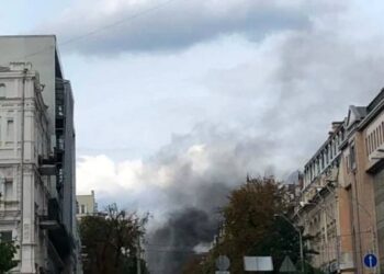 Росіяни вдарили по будівлі СБУ в центрі Києва: дрон влучив у кабінет керівника відомства