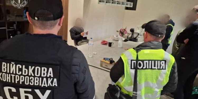 Завищив ціни на чотири мільйони: постачальника квадроциклів для ЗСУ підозрюють у привласненні коштів 1 Завищив ціни на чотири мільйони: постачальника квадроциклів для ЗСУ підозрюють у привласненні коштів