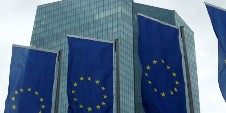 Єврокомісія готує окрему дорожню карту для вступу України до ЄС