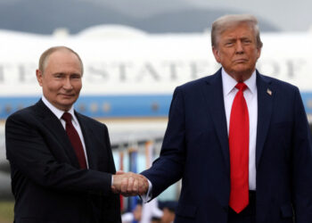 Подарунок Путіну на день народження: США могли давно готувати зняття санкцій з російського дизеля 2 “Подарунок Путіну на день народження”: США могли давно готувати зняття санкцій з російського дизеля