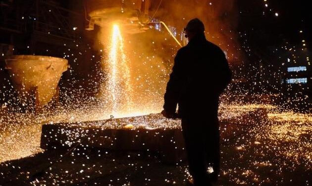 Російські удари майже зупинили виробництво сталі в Україні – ЗМІ