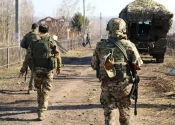 Воєнні злочини під прикриттям: як окупанти ховають штурмовиків у швидких та шкільних автобусах 2 Воєнні злочини під прикриттям: як окупанти ховають штурмовиків у швидких та шкільних автобусах