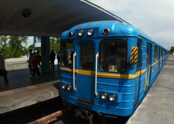 У Києві повністю зупинили рух метро: що відомо 2 У Києві повністю зупинили рух метро: що відомо