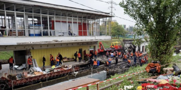 Станцію метро Чернігівська в Києві закрито на невизначений термін через російську атаку 1 Станцію метро “Чернігівська” в Києві закрито на невизначений термін через російську атаку